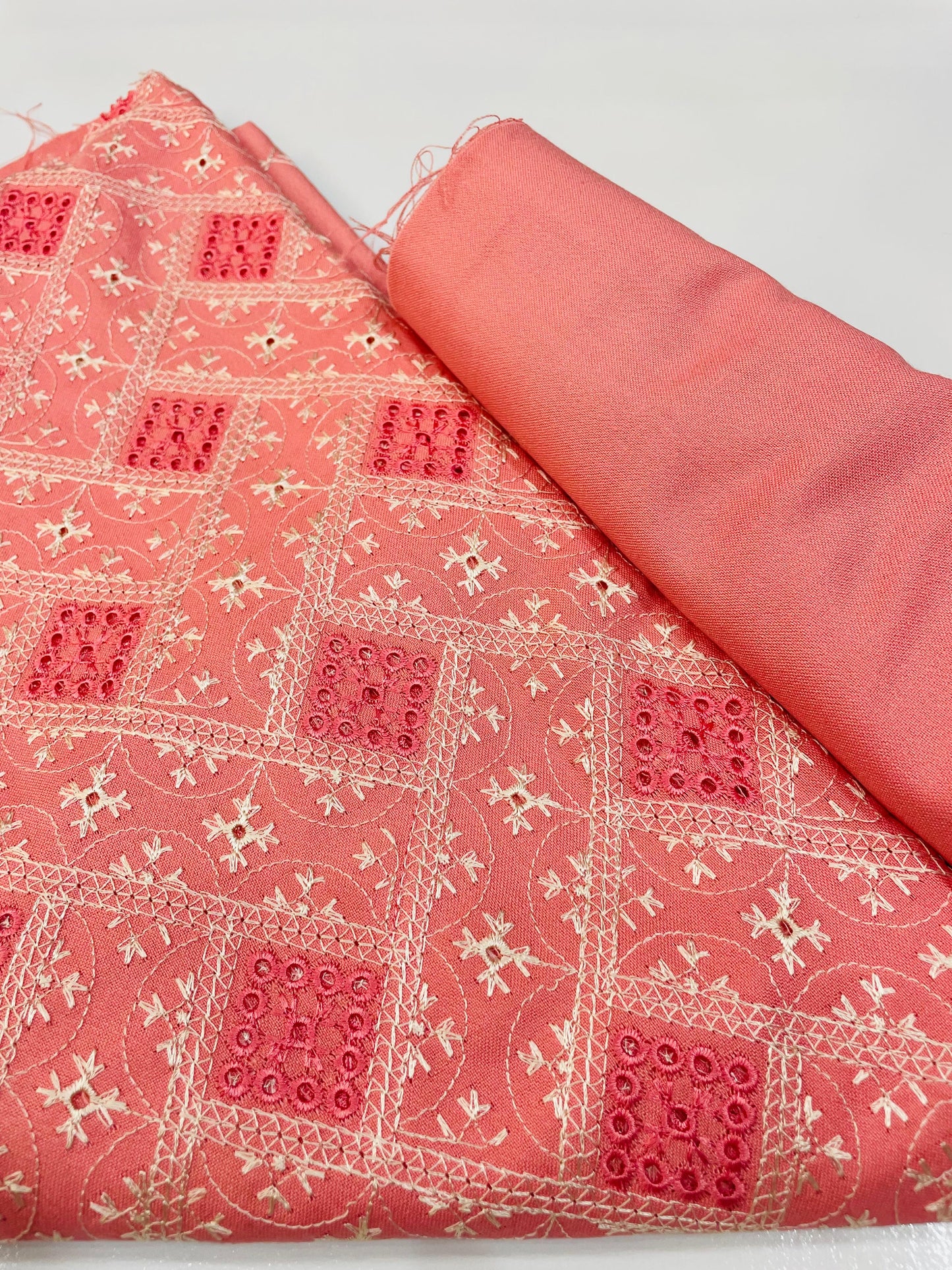 2PC Unstitched Dhanak Suit Design 04