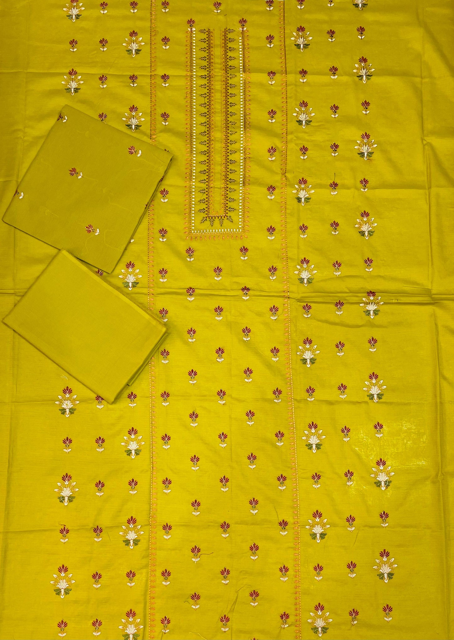 2PC Unstitched Cambric Cotton Suit Design 05